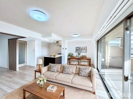 ���r���O �������������͋C�̂k�c�j�͉Ƒ��݂�Ȃ̉��K��ԁ@���Ƌ��CG�ł�