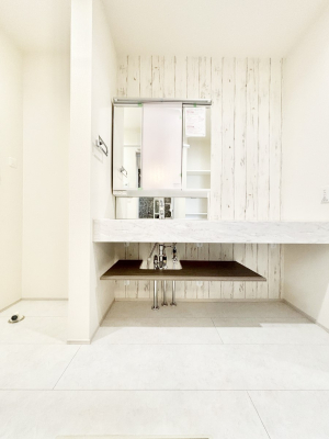 ʑEʏ [͂Ƌ@\ɗDꂽʉϑ