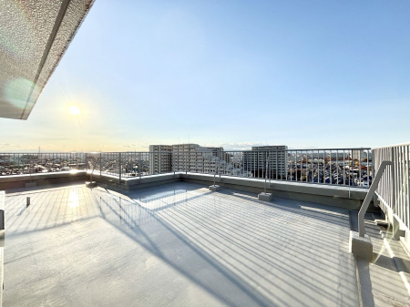 oRj[ LX[toRj[ł󕨂C悭܂BoRj[͊2I