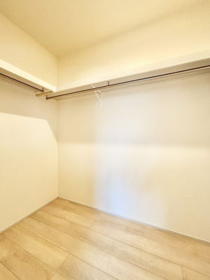 ���̑� �ߗނ��n���K�[�Ɋ|�����܂܎��[�ł���WIC�B�ߗނ̐������ڂ����₷���ĕ֗��ł��I