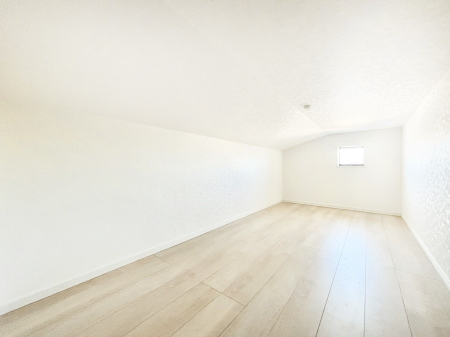 ���[ ���������[�́A�G�߂̃C�x���g�p�i��~���̕z�c�Ȃǈꎞ�I�ɂ��܂��ꏊ�Ƃ��ĕ֗��ł�