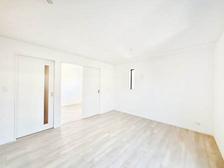 ���r���O �������������͋C�̂k�c�j�͉Ƒ��݂�Ȃ̉��K���