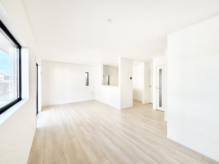 ���r���O �i�`�������e�C�X�g�̗D�����_�炩���F�g���̃t���[�����O���f�G�ȃ��r���O�ł��ˁB