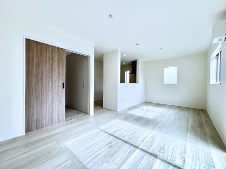 rO i`eCXg̗D_炩Fg̃t[OfGȃrOłˁB