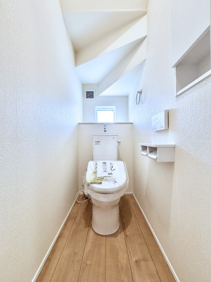 gC gC1K2KꂼɔzuĂĂƂĂ֗łB 