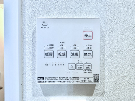 ̑ [tIpiEpi̎[ɂ劈B