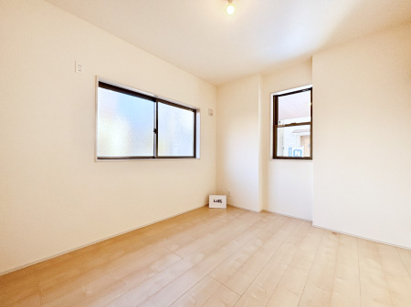 ���̑����� 1�K5.5���̗m���B���邢�������Ńv���C�x�[�g���Ԃ��[���B