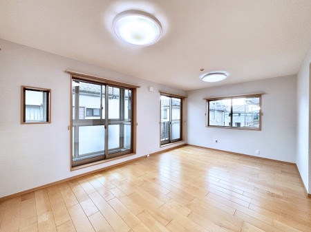 rO ̂rOłƂeB[^CI Cɓ̃O[΍XɐSn悳AbvI