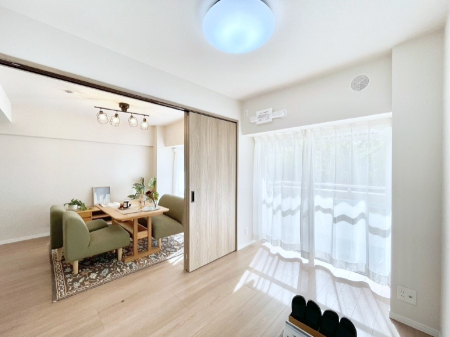 ̑ rOאڂ̗m͊JărỎƂĂg܂