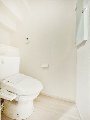 �g�C�� �g�C���͈��S�̂Q�ӏ��I���̃o�^�o�^������S�ł��B