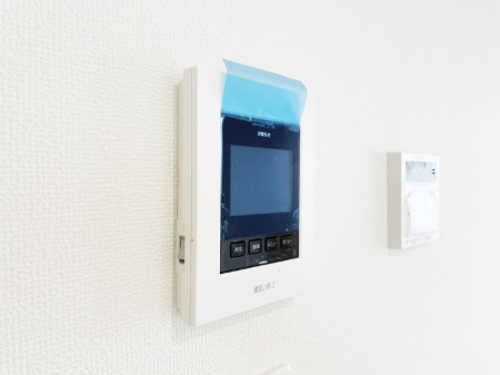 ���̑����� TV���j�^�[�t�C���^�[�t�H�����t���Ă��ăZ�L�����e�B�[��