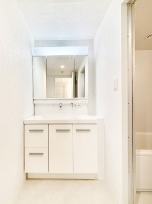 ʑEʏ [͂Ƌ@\ɗDꂽʉϑ