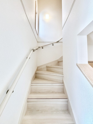 ̑ Ki͎肷tȂ̂ŏȂq܂₲̕Sł  