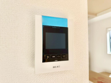 ���̑����� TV���j�^�[�t�C���^�[�t�H�����t���Ă��ăZ�L�����e�B�[��