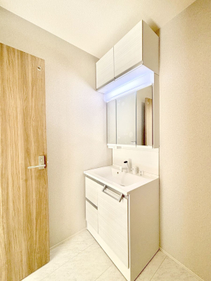 ʑEʏ 邢ʏ͖̐gxxyłႢłB