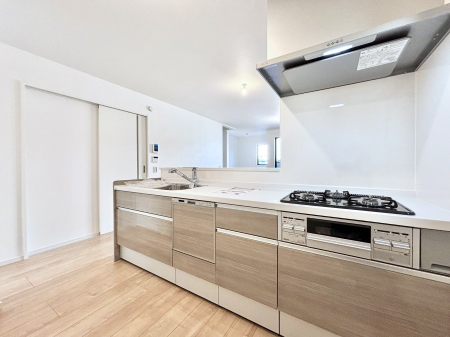 �L�b�`�� �������������I�ɁA�y�����I�V�X�e���L�b�`��  