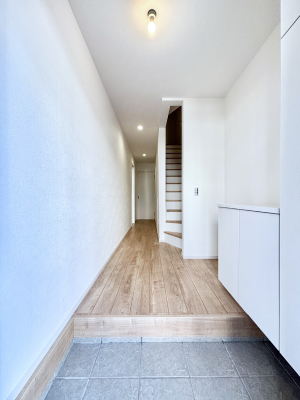 ���[ �L�b�`�����[�B�H�ނ̃X�g�b�N�͂������A���p�i�̎��[�Ȃǎg�����͂��낢��I 