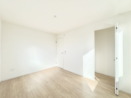 �q������ ���q���܂̂������Ƃ��Ă��I�ߗނ̐������ڂɕ֗��ȃN���[�[�b�g�t���̗m���B