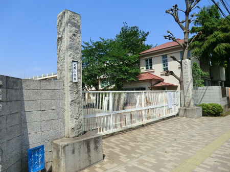 ӊ wZ 900m ӂݖs䏬wZ