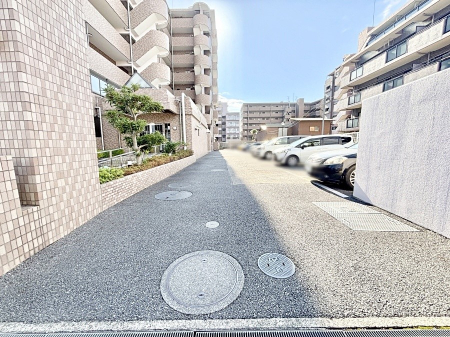 ���ԏ� �O�� �~�n���ɒ��ԏ�{�݁i�󂫏󋵂͓s�x���m�F���������j