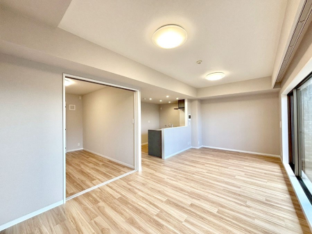 rO Ƒ̓₩Șbŕ܂閾邢rO  