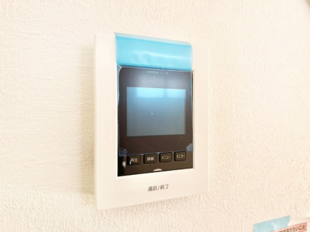 ���̑����� TV���j�^�[�t�C���^�[�t�H�����t���Ă��ăZ�L�����e�B�[��