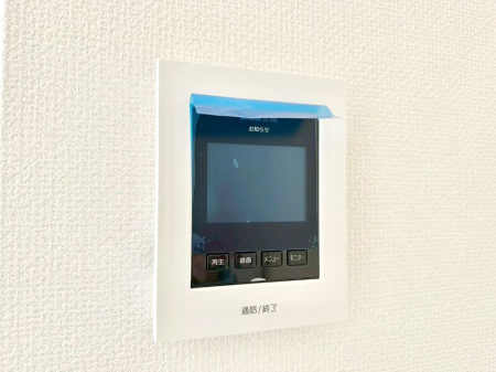 ���̑����� TV���j�^�[�t���C���^�[�t�H���Ŗh�Ɩʂ����S�ł��B