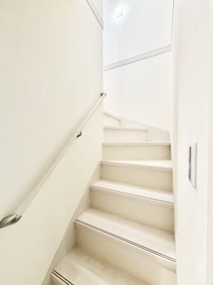 ̑ Ki͎肷tȂ̂ŏȂq܂₲̕Sł