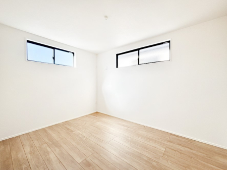 q Qʍ̌ŋC悭R̂łql̂ɂsb^