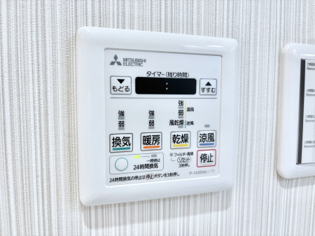 ̑ g[C@tȂ̂ŁAVĈSI