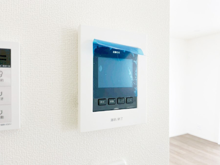 ���̑����� TV���j�^�[�t�C���^�[�t�H�����t���Ă��ăZ�L�����e�B�[��