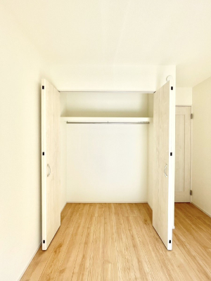 ���[ �����Ղ�̎��[�X�y�[�X�ŉ��K�ɕ�点���� 