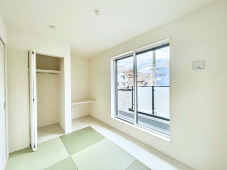 ̑ rOƗׂ荇ĂaBقƈꑧła̋ԂłB