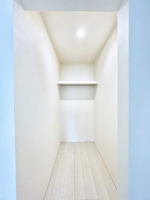 ̑ EH[NCN[[bgtŐԂLpł܂B