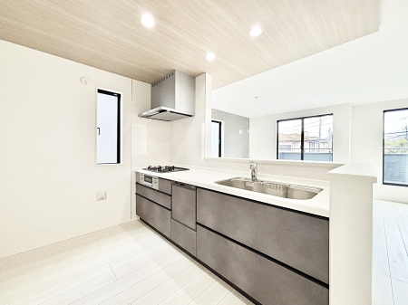 Lb` u₩ȕʂ蔲Lb`B̂Ŗ邭Cɂ𗧂܂B