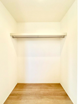 ̑ EH[NCN[[bgtŐԂLpł܂B