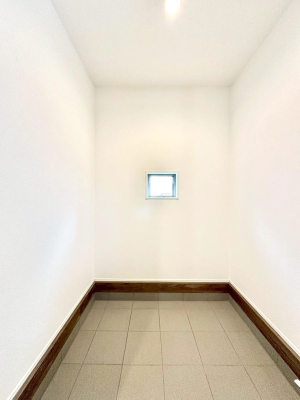 [ V[YCN[NtIJxr[J[u܂B 