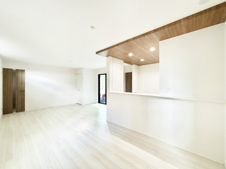 ���r���O �i�`�������e�C�X�g�̗D�����_�炩���F�g���̃t���[�����O���f�G�ȃ��r���O�ł��ˁB