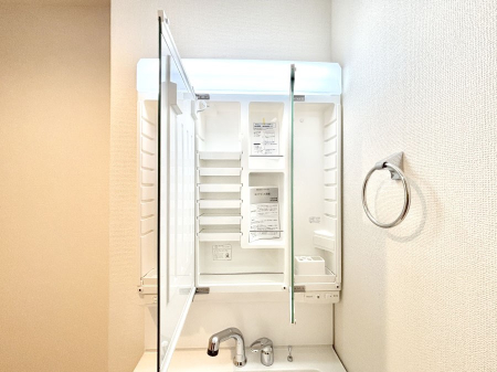 ̑ Oʋ̗ɁAϕiqpiȂǂ[\Bʑƕۂ܂I