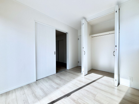 ���̑����� ���[���[�����Ă���̂ŁA���Z�X�y�[�X���L���g���܂��B 