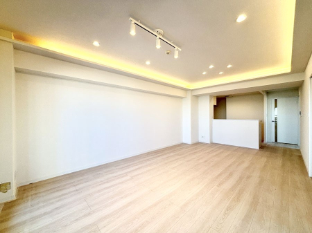 ���r���O ���Ƒ��̓��₩�Șb�����ŕ�܂�閾�邢���r���O  