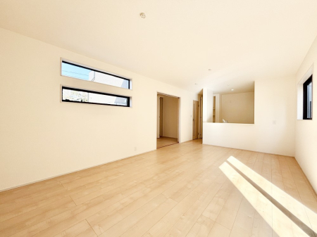 ���r���O �Z�ޕ��̌��������o�����A�C���e���A���l����̂��y���݂ȃ��r���O�ł��I�@ 