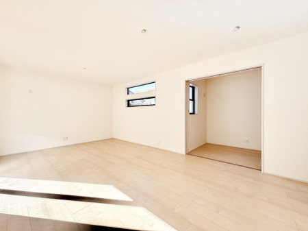 ���̑����� �Ƒ������R�ƏW�܂�e���̃X�y�[�X�ɂȂ肻�� 