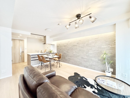 rO Ƒ̓₩Șbŕ܂閾邢rO