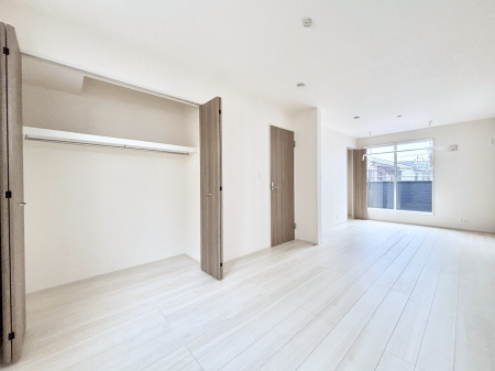 ̑ ͂Qɂ邱Ƃł܂ˁBNɂȂ疲̌Ƀ`FWI