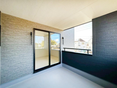 �o���R�j�[ �}�Ȃ��V�C�̕ω��ɂ����S�ȃC���i�[�o���R�j�[