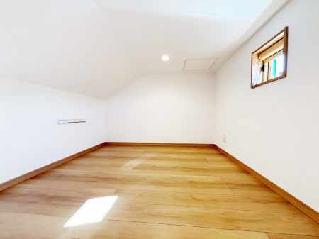 ���[ �Œ�K�i�ŏオ��鏬�������[