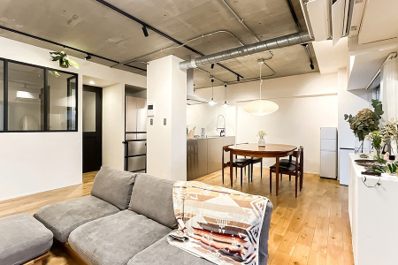 rO ƑꏏɂHy݂ȂLXrO_CjO