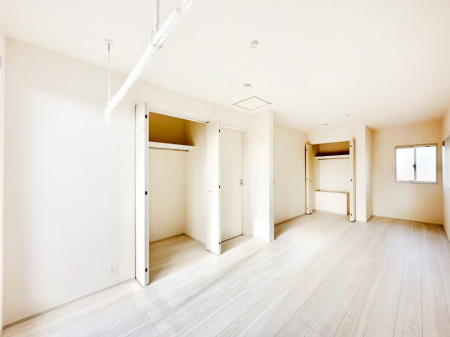 �q������ 2�����ɕ����Ă����p�ł���t���L�V�u���ȊԎ��v����