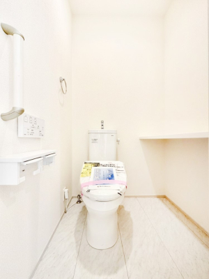 �g�C�� �g�C���͈��S�̂Q�ӏ��I���̃o�^�o�^������S�ł��B